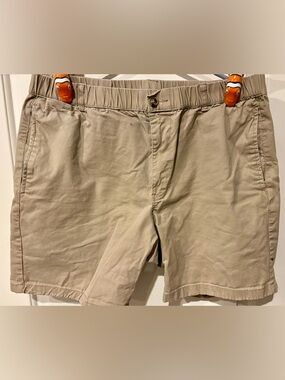 Maamgic Khaki Shorts